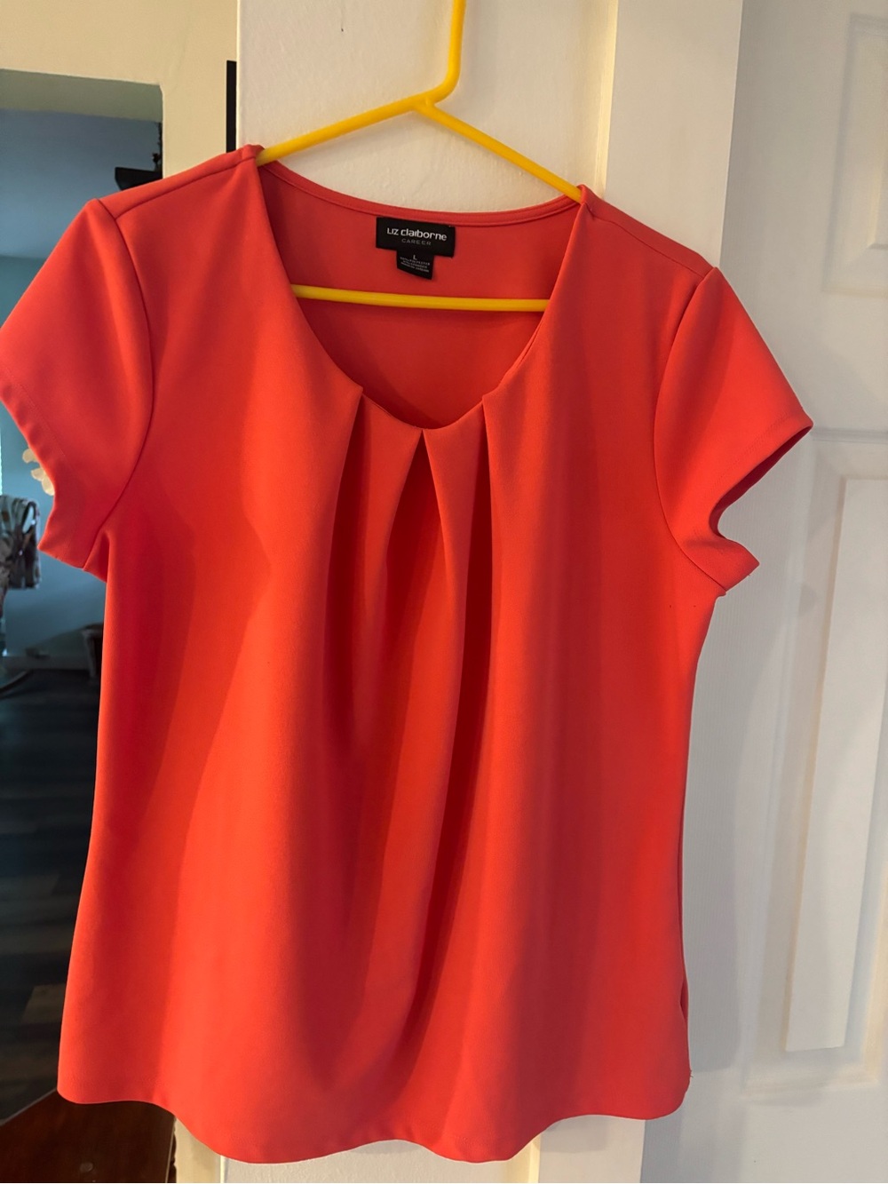 Liz Claiborne Coral-Red Short Sleeve Pleat Front Blouse